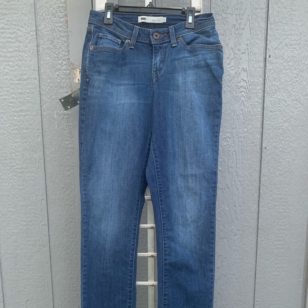 Levi’s jeans, size 4, curvy skinny leg